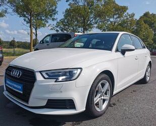 Audi Audi A3 Sportback 35 TFSI DSG NAVI Xenon Gebrauchtwagen