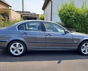 BMW BMW 323i - Gebrauchtwagen