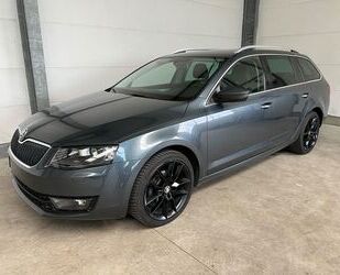 Skoda Skoda Octavia Combi Elegance+GJ-Reifen+BiXenon+SHZ Gebrauchtwagen