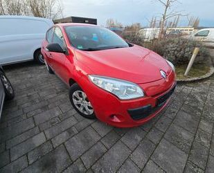 Renault Renault Megane III Lim. 5-trg. Authentique *1.Hand Gebrauchtwagen