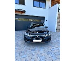 Mercedes-Benz Mercedes-Benz E 220 BlueTEC 4MATIC T Autom. - Gebrauchtwagen