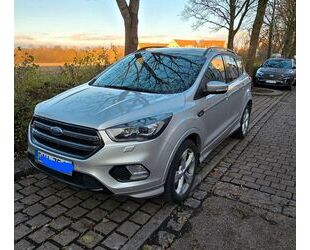 Ford Ford Kuga 1,5 EcoBoost 4x4 129kW ST-Line Automat . Gebrauchtwagen