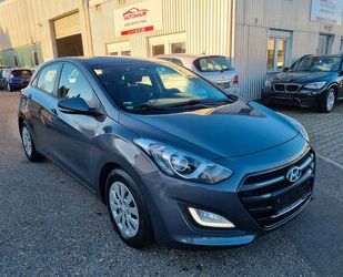 Hyundai Hyundai i30 blue Trend / Navi / Kamera Gebrauchtwagen