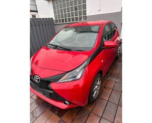 Toyota Toyota Aygo X Team D+1.Hand+26210KM Gebrauchtwagen