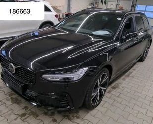 Volvo Volvo V90 Plus Dark Hybrid AWD 18kWh 360K Pano 4xS Gebrauchtwagen