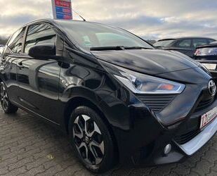 Toyota Toyota Aygo x-play Team D 1.0*APPLECARPLAY*KAMERA* Gebrauchtwagen