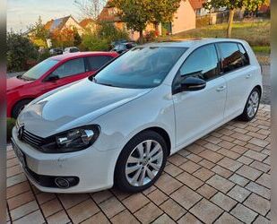 VW Volkswagen Golf 1.4 TSI DSG 90 kW Style *8fach ber Gebrauchtwagen