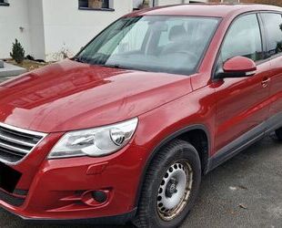 VW Volkswagen Tiguan 2.0 TDI Automatik*Scheckheft*Res Gebrauchtwagen