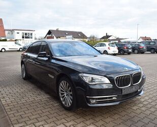 BMW BMW 750Ld xDrive Lang Glasdach Softclose HUD Gebrauchtwagen