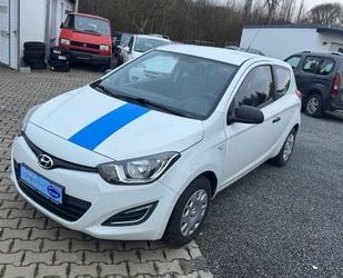 Hyundai Hyundai i20 FIFA World Cup Edition Klima Tüv Neu Gebrauchtwagen