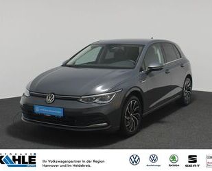 VW Volkswagen Golf VIII 1.5 TSI Style Navi AHK LED AC Gebrauchtwagen