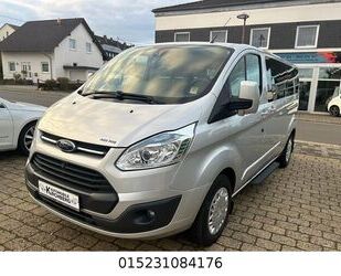 Ford Ford Tourneo Custom L2 Titanium+8 Sitzer+Leder+Nav Gebrauchtwagen