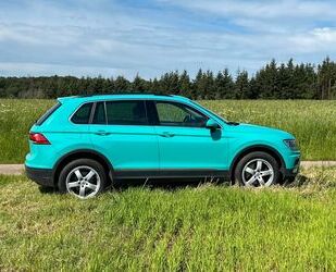 VW Volkswagen Tiguan TSI DSG in Türkis Panorama Dach Gebrauchtwagen