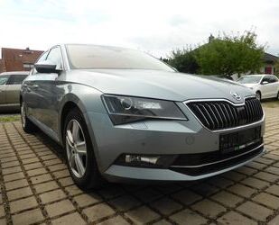 Skoda Skoda Superb Lim. Xenon Standheizung Leder Kamera Gebrauchtwagen