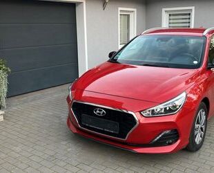 Hyundai Hyundai i30 cw YES! Gebrauchtwagen