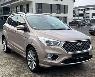 Ford Ford Kuga Vignale 4x4 Autom Pano Kamera Leder Xen Gebrauchtwagen