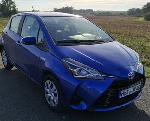 Toyota Toyota Yaris Hybrid Business Edition Klima nur 685 Gebrauchtwagen