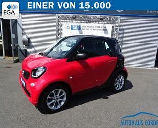 Smart Smart ForTwo EQ PASSION KLIMA*SHZG*PANORAD*BTH*ALU Gebrauchtwagen