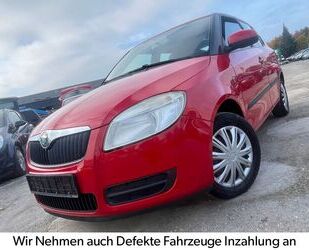 Skoda Skoda Fabia Winterfahrzeug TÜV NEU 8Fach Bereift Gebrauchtwagen