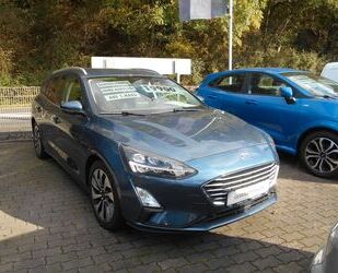 Ford Ford Focus Cool & Connect Turnier (Kombi) Gebrauchtwagen