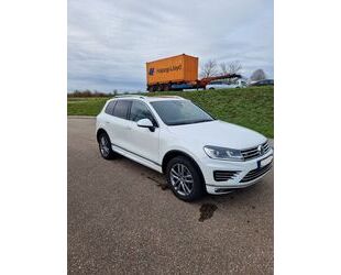 VW Volkswagen Touareg 3.0 V6 TDI R-Line,ACC,AHK,360°, Gebrauchtwagen