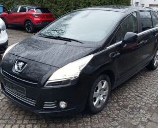 Peugeot Peugeot 5008 Premium |7xSitz |Pano |Navi |PDC |Dis Gebrauchtwagen