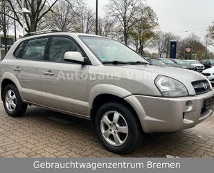 Hyundai Hyundai Tucson 2.0 GLS 4WD *1.Hand*AHK*105TKM*TÜV Gebrauchtwagen