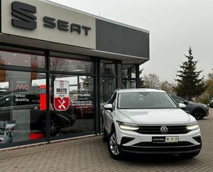 VW Volkswagen Tiguan Life *AHK | NAVI | LED* Gebrauchtwagen