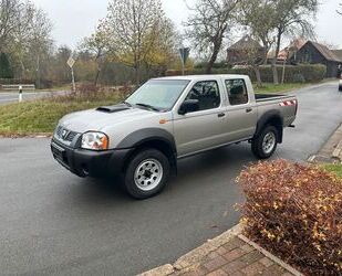 Nissan Nissan Navara NP300 Allrad 4x4 TOP Zustand 1.Hand Gebrauchtwagen