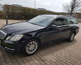 Mercedes-Benz Mercedes-Benz E 220 CDI T BlueEFFICIENCY ELEGANCE Gebrauchtwagen