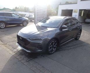 Ford Ford Focus Active X Matrix- LED Navi Kamera ACC Gebrauchtwagen