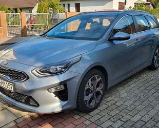 Kia Kia ceed Sportswagon 1.6 CRDi DCT Vision Sports... Gebrauchtwagen