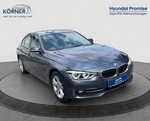 BMW BMW 318 i Sport Line *NAVI*SITZHZ*KLIMAAUTO*PDC* Gebrauchtwagen