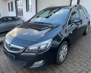 Opel Opel Astra J Sports Tourer Gebrauchtwagen