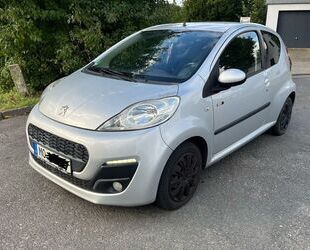 Peugeot Peugeot 107 Style Klima*El.Fenster*Allwetter*Euro5 Gebrauchtwagen