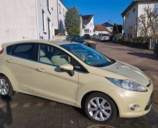 Ford Ford Fiesta 1,6 TDCi 66kW DPF Ghia Gebrauchtwagen