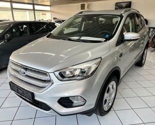 Ford Ford Kuga 2,0 TDCI -Cool & Connect-Navigation-Allr Gebrauchtwagen