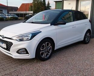 Hyundai Hyundai i20 YES! Plus **NAVI*SHZ*KAMERA*KLIMAAUTOM Gebrauchtwagen