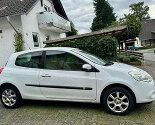 Renault Renault Clio Dynamique 1.2 16V 75 Renault Eco2 Dyn Gebrauchtwagen