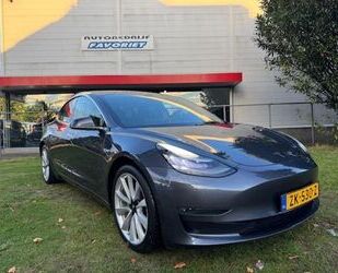 Tesla Tesla Model 3 LONG RANGE AWD 75KWH/351PK/LEER/PANO Gebrauchtwagen