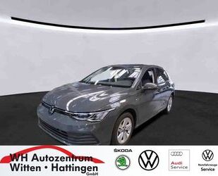 VW Volkswagen Golf VIII 1.5 eTSI DSG Life NAVI REARVI Gebrauchtwagen