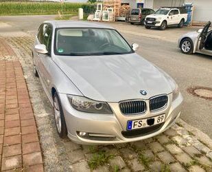 BMW BMW 320d Touring Standheizung Gebrauchtwagen