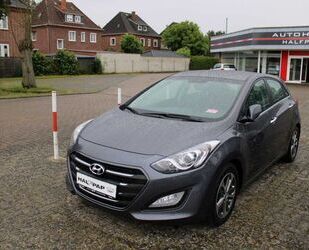 Hyundai Hyundai i30 Diesel blue 1.6 CRDi Style 8fach Sitzh Gebrauchtwagen