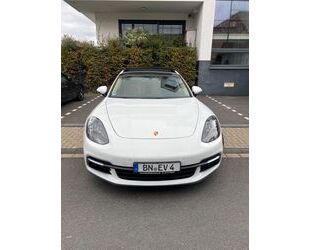 Porsche Porsche Panamera 4 PANORAMA-D 360Kamera BeigeLeder Gebrauchtwagen