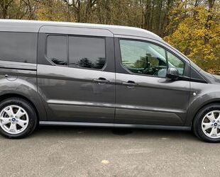 Ford Ford Grand Tourneo Connect Titanium 7 Sitze/Navi/P Gebrauchtwagen