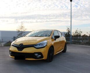 Renault Renault Clio TCe 220 EDC R.S. Trophy Gebrauchtwagen