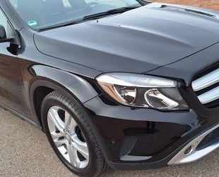 Mercedes-Benz Mercedes-Benz GLA 220 d 4MATIC DCT Urban Urban Gebrauchtwagen