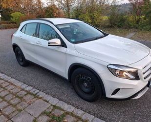 Mercedes-Benz Mercedes-Benz GLA 200 d 4MATIC DCT - Gebrauchtwagen