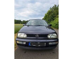 VW Volkswagen Golf 1.8 Avenue Klima Avenue Gebrauchtwagen