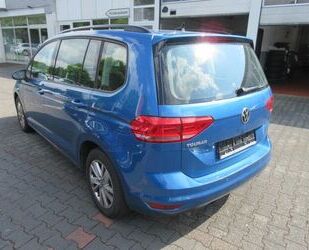 VW Volkswagen Touran Comfortline 2.0 TDI DSG NAVI AHK Gebrauchtwagen